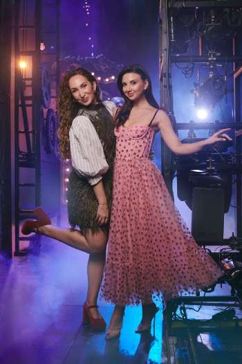 Emma Kingston & Zizi Strallen. Photo Matt Crockett.