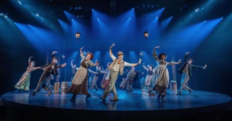 Gary Milner - Alfred-P. Doolittle company-in My Fair Lady at Chichester Festival-Theatre - Photo Johan Persson